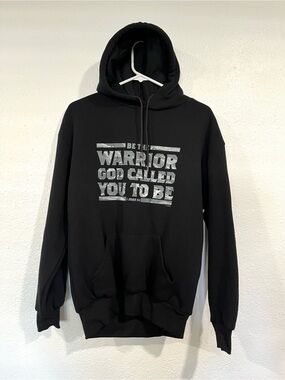 Kerusso Sweater Size Adult Medium Be the Warrior God Called You To Be